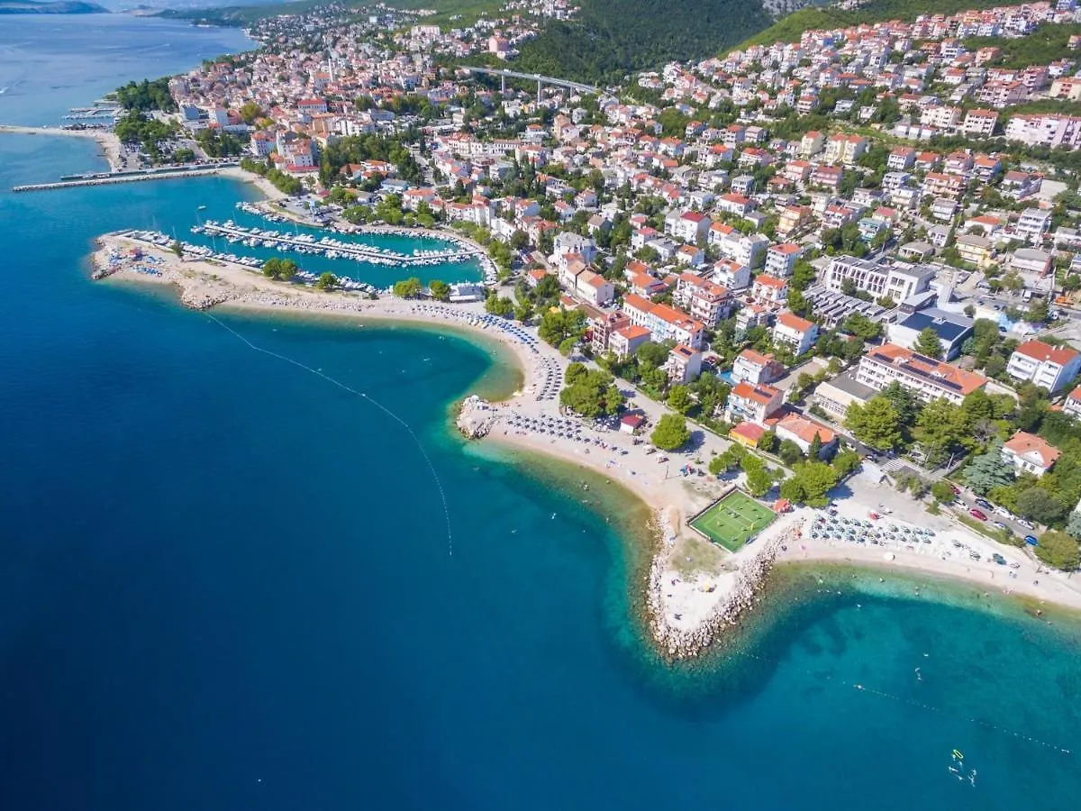 Apartment Luna Crikvenica 0*,  Hırvatistan